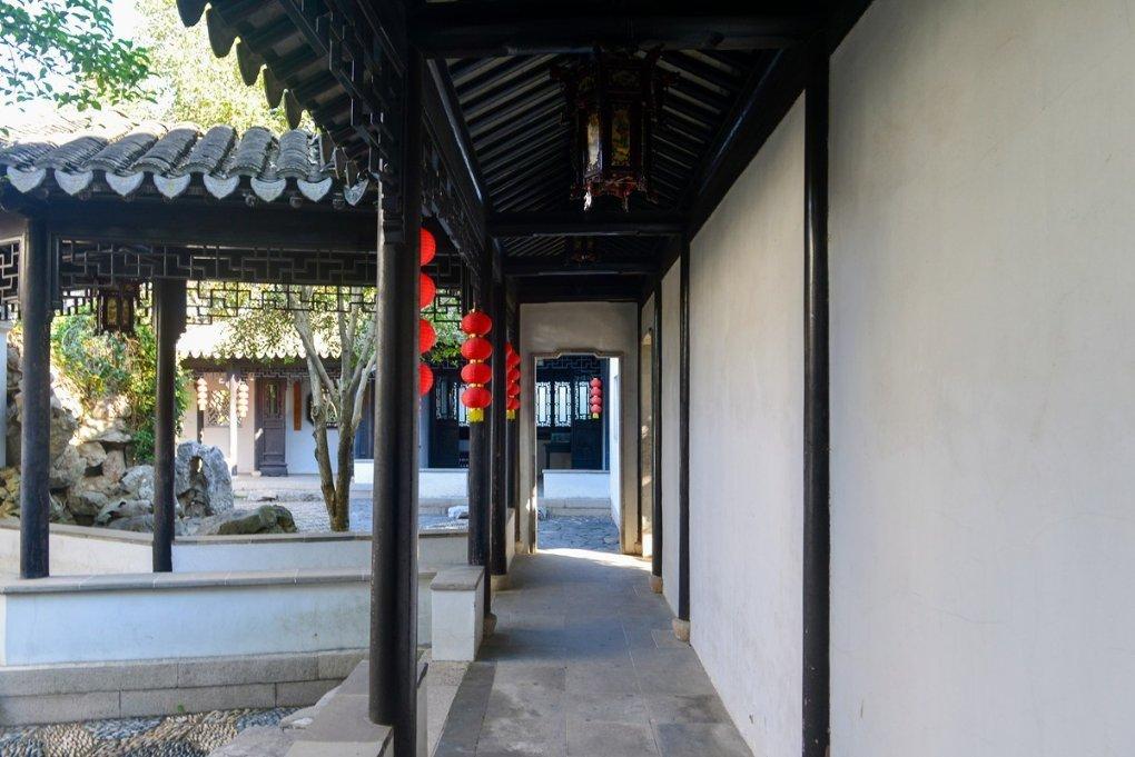 小红帽的冒险之旅